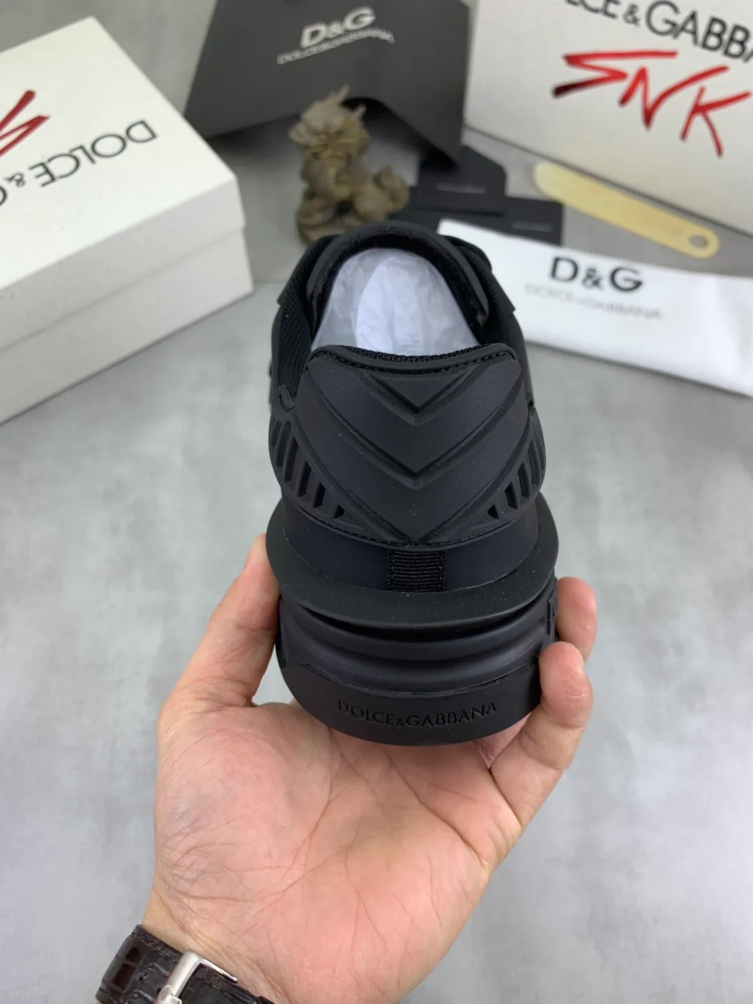 Men's shoes 💰P580💰 [New model] The latest hot style, top original quality, the official website synchronized with "DOLCE&GABBANA [Dolce & Gabbana] ~ High Quality." Effect Low-top casual DG men's shoes, loved by many celebrities, using high-end imported first-layer calfskin splicing logo design + cowhide feet, simple and elegant, perfectly interpreting the latest inspiration for shoes, integrating classics and fashion, luxury dreams, leading fashion Suitable for drivers, light and comfortable to drive, light and breathable for outdoor travel, high-end quality, trustworthy, 5️⃣color🉑️choice! Code number: 38-46